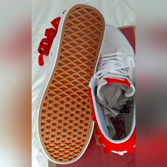 Vans X Peanuts Sk8-Hi Moc Dog House - Picture 16 of 16